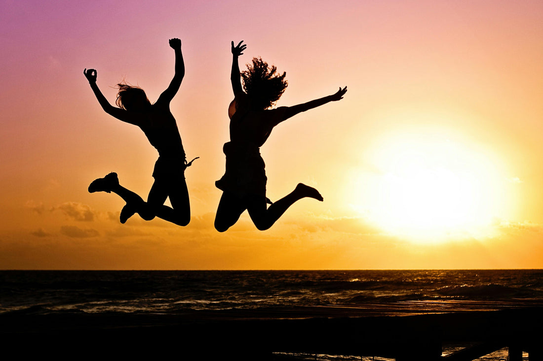 Be happier: 13 tips how, and the science behind them